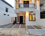 thumbnail-townhouse-dengan-fasilitas-kolam-renang-0